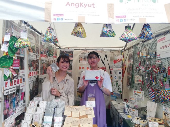 ハロハロ催事ブースでのフェアトレード雑貨販売ボランティア