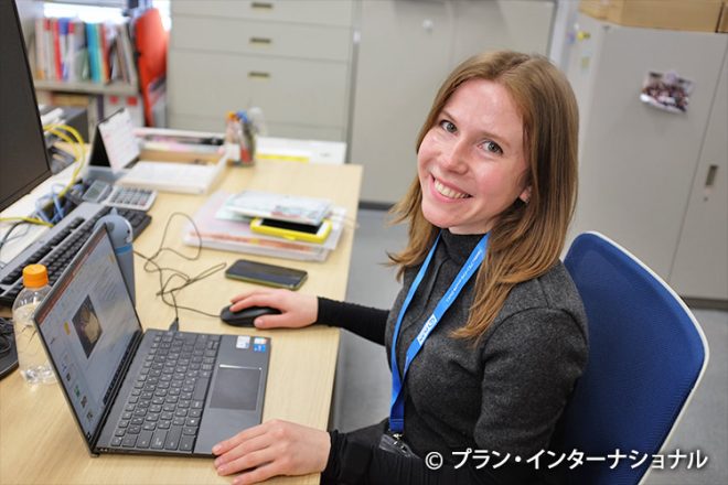 ウクライナ出身のアンナ職員によるワークショップ「世界をもっと幸せな場所に～偏見、差別、暴力をなくす一歩を」